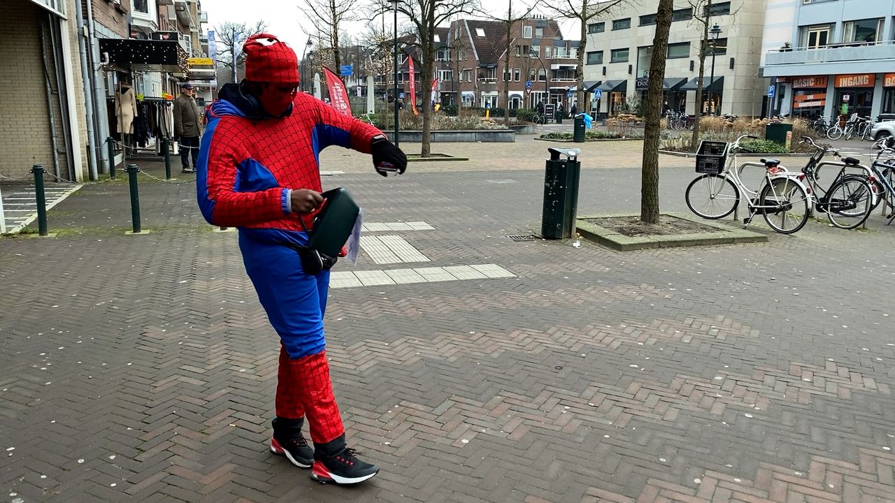 Bijklussen als dansende Spiderman in Zeist